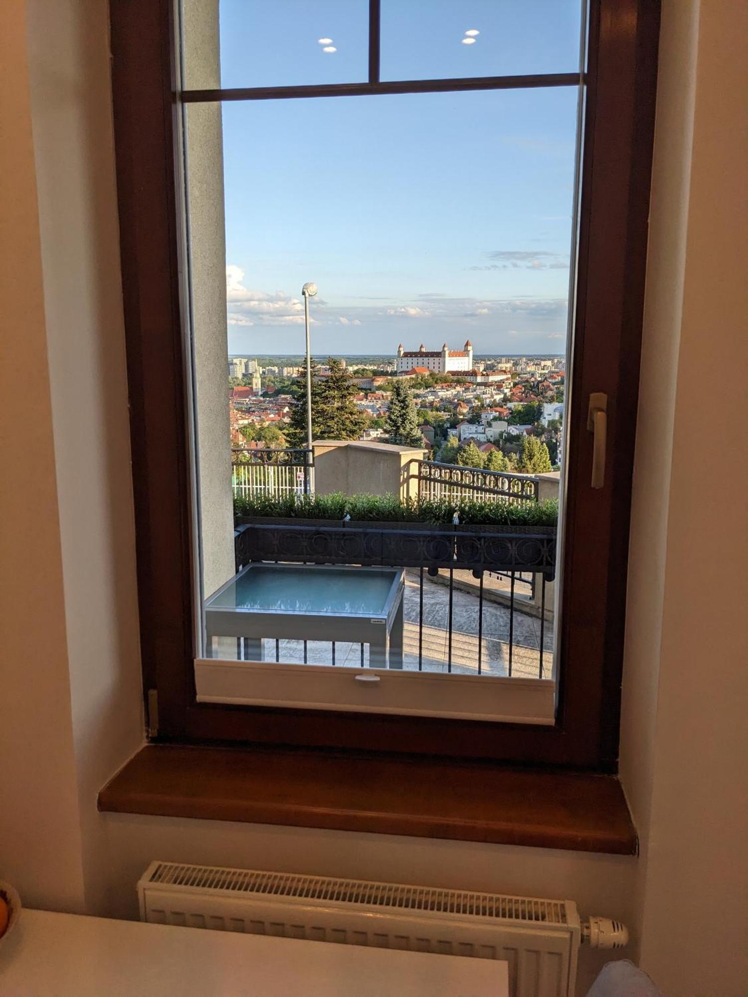 Apartmán Clearvuehome - Panoramic 43 M2 Slavin Bratislava